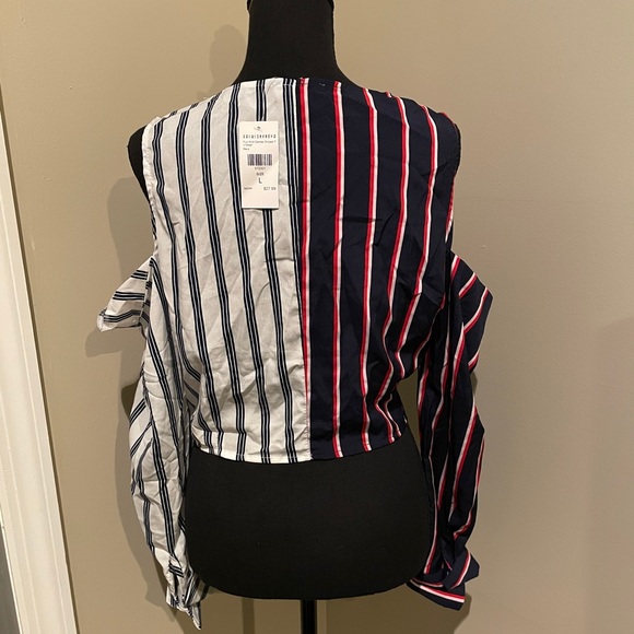 Top - Picture 5 of 5